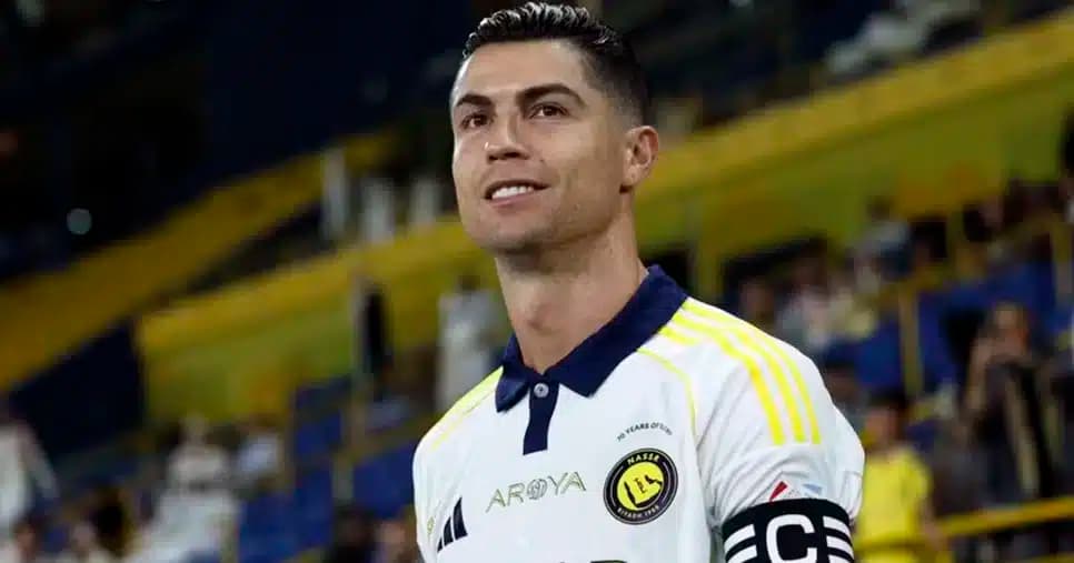 Nem Palmeiras, nem Botafogo: Contratação de Cristiano Ronaldo aprovada para vestir azul em 2025