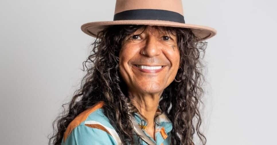 Luiz Caldas lança “Na Beira do Mundo” em 18 de junho com participações de Elba Ramalho e Flávio José