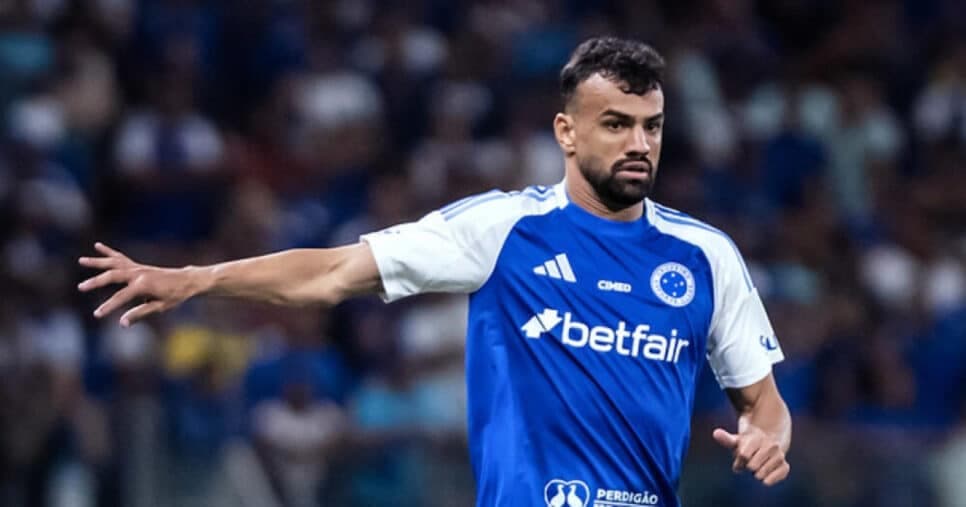 R$ 126M e dupla de Fabrício Bruno: Craque da Premier League diz SIM para jogar no Cruzeiro