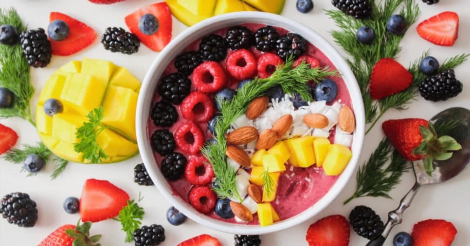 São tóxicas e fazem mal a saúde: 7 frutas populares proibidas na sua geladeira