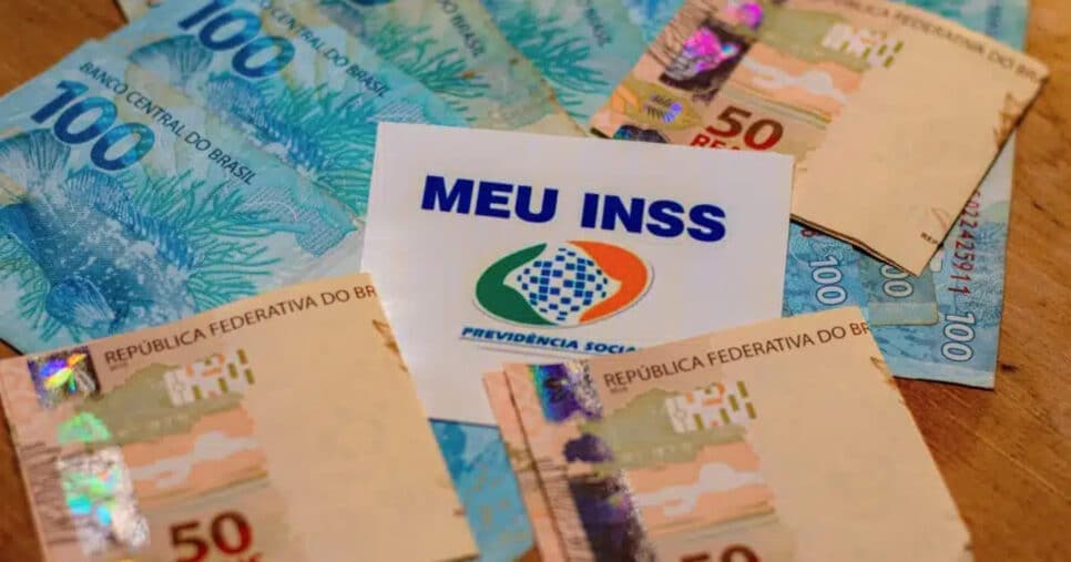 Nada de R$ 1518: 3 truques clássicos para subir aposentadoria do INSS em 2025