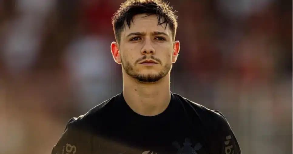 Nova dupla de Neymar: Alexandre Mattos tem aprovação para arrancar Garro do Corinthians