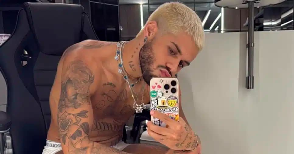 Após término com Ana Castela, Zé Felipe surge ao lado de loira e detalha chama atenção