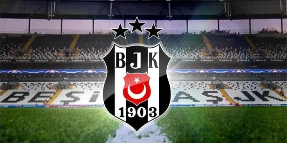 Besiktas pode ser o destino de Depay (Reprodução: Internet) Besiktas pode ser o destino de Depay (Reprodução: Internet)
