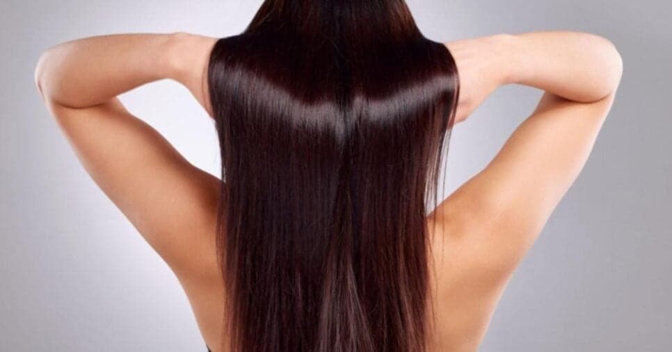 Por que você deve usar azeite no cabelo: Truque pode substituir botox capilar em salões