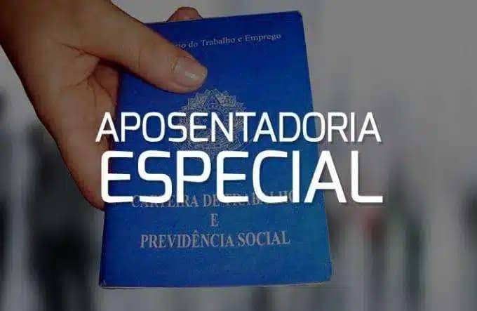 Aposentadoria na casa dos 55 anos (Foto: Reprodução / Canva)