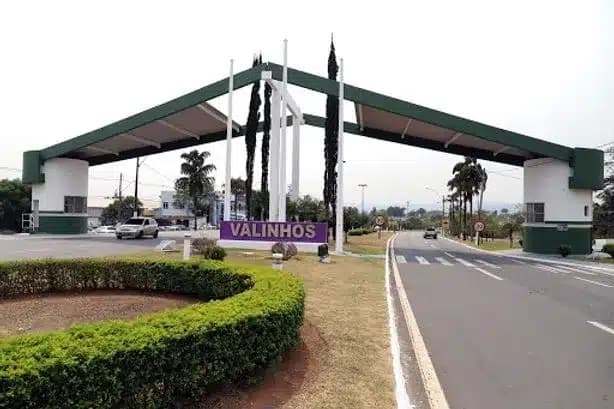Entrada de Valinhos (Foto Reprodução/TripAdvisor)