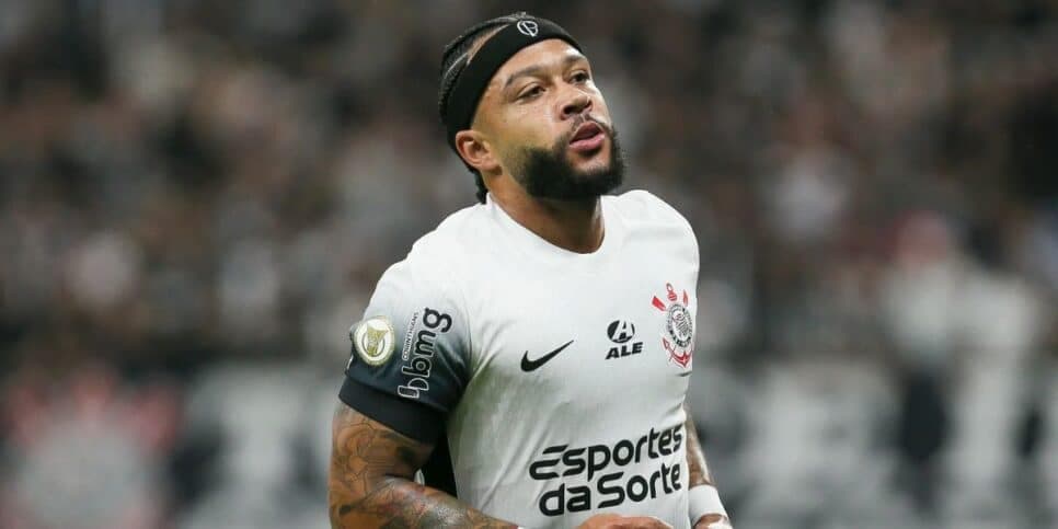 Depay está prestes a dar adeus ao Corinthians pra jogar em outro gigante em 2025