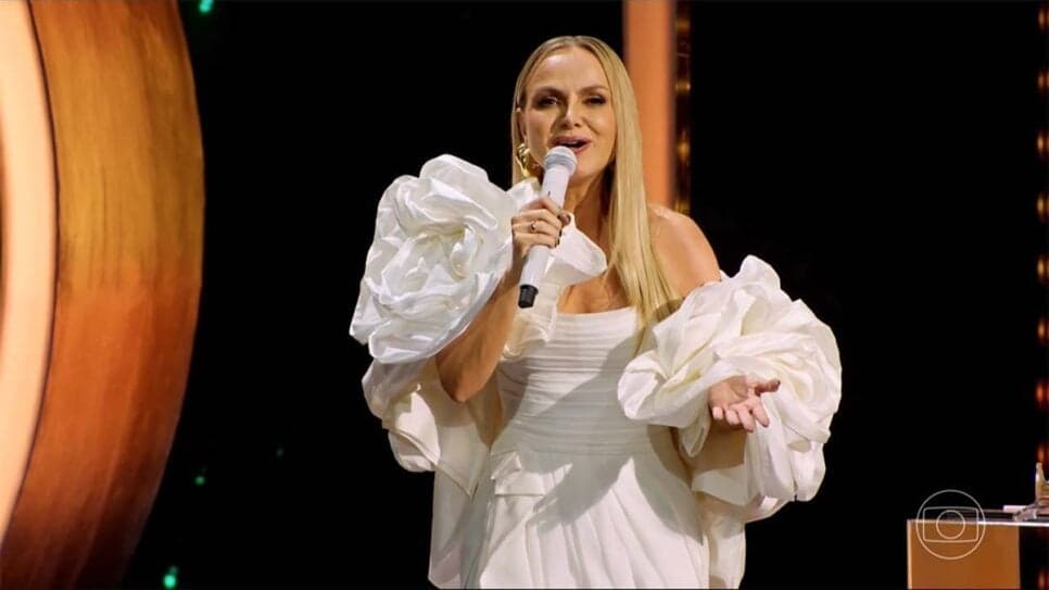 Apresentadora comandou o "The Masked Singer Brasil", em TV aberta (Foto: Reprodução/ Globo)