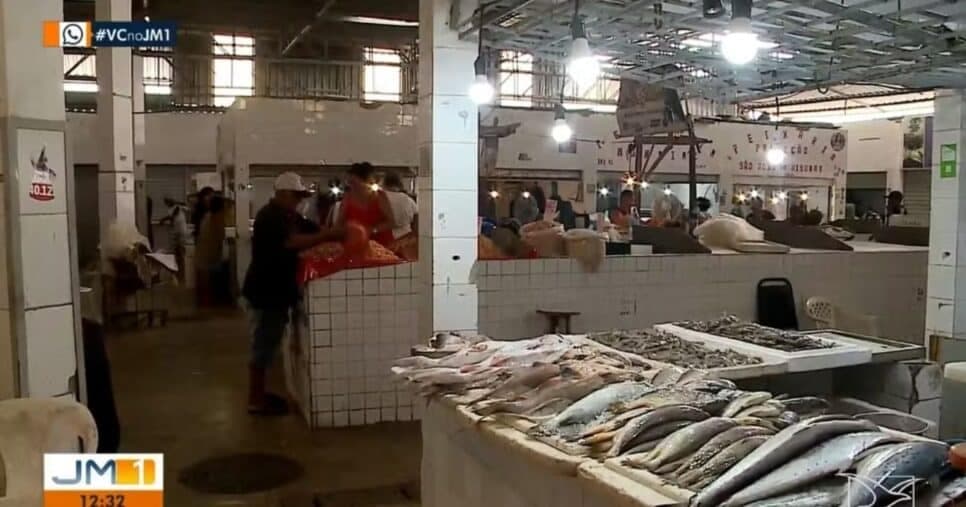Sujeira e animais circulando pelo local foram constatadas pela fiscalização (Foto: Reprodução/TV Mirante/Globo)