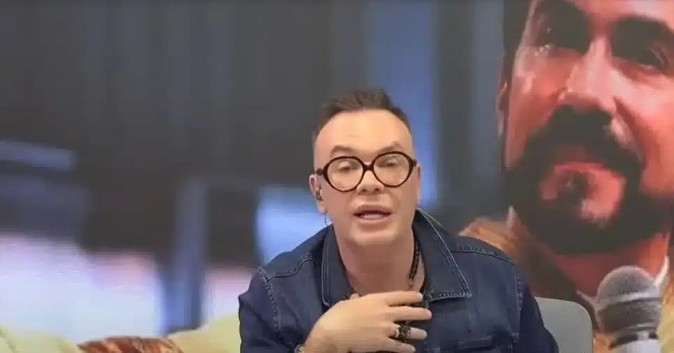 Felipeh Campos não se contém ao expor situação de Padre Fábio de Melo: “Bem feito”