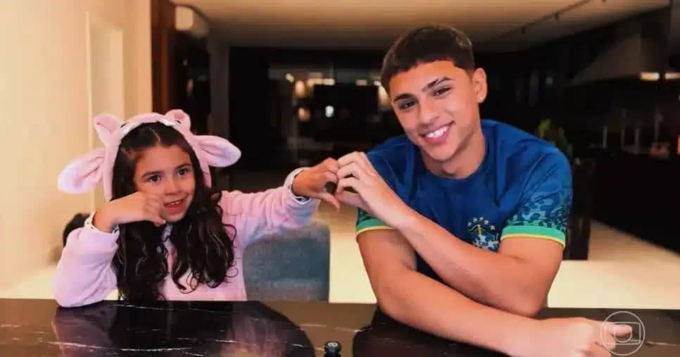 Famoso recebeu homenagem especial dos filhos (Foto: Reprodução/Montagem TV Foco)