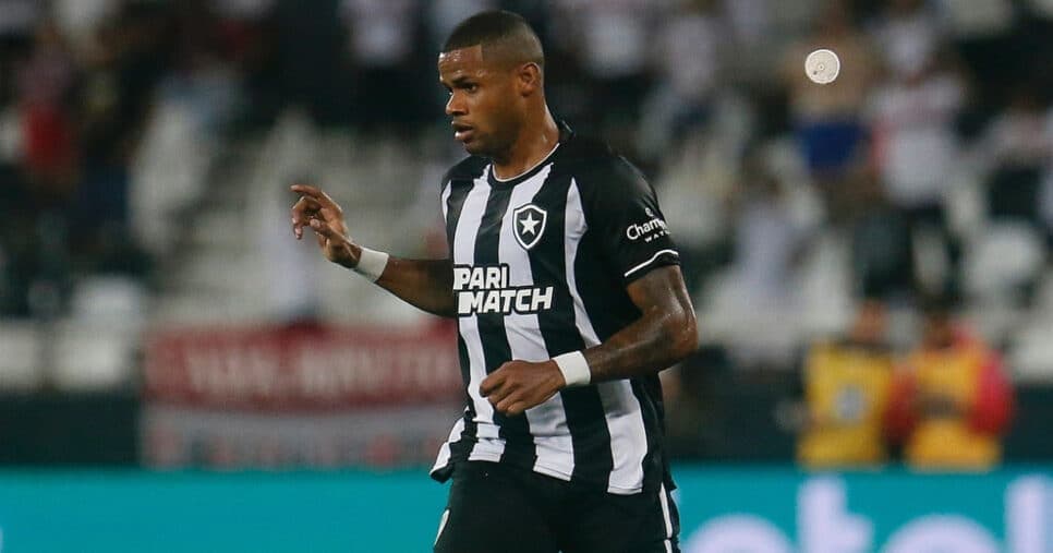 Júnior Santos em ação pelo Botafogo (Foto: Vitor Silva/Botafogo)