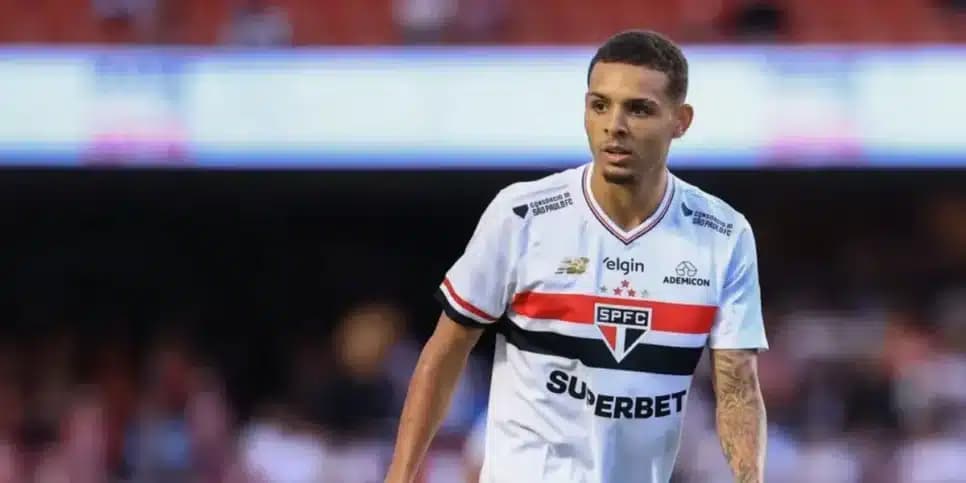 Matheus Alves é uma das joias do São Paulo (Reprodução: Marcello Zambrana)