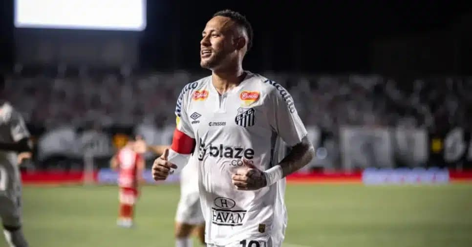 Pra fazer trio com Neymar: Teixeira garante 2 contratações de reforços no Santos em 2025