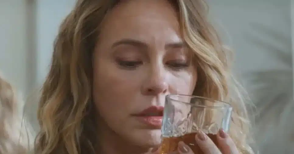 Paolla Oliveira tem atuação deprimente em Vale Tudo e revista expõe verdade do bastidor