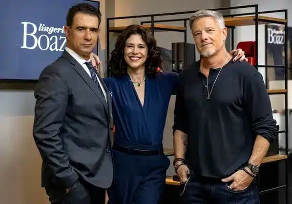 http://tvfoco.uai.com.br/wp-content/uploads/2015/05/Daniela-Mercury.jpg