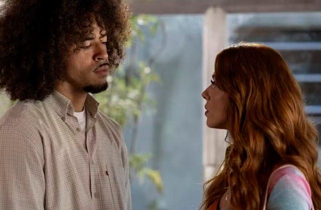 Ryan e Kami em Dona de Mim (Foto: Reprodução / Globo)