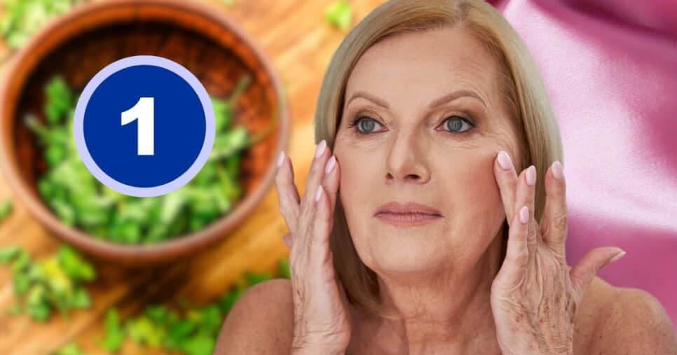 Adeus rugas e manchas: 1 único ingrediente que você usa como tempero deixa sua pele lisinha