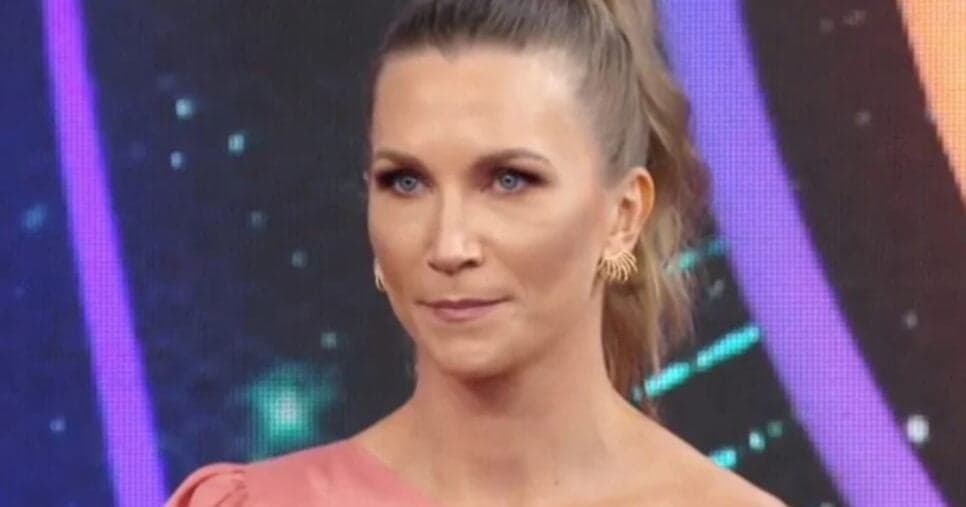 Lembra dela? Anne Lottermann, braço direito de Faustão, vive relação discreta e tem seu próprio programa
