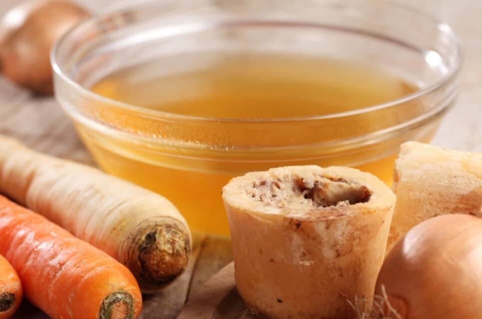 Caldo que emagrece e rejuvenesce: veja como preparar em casa