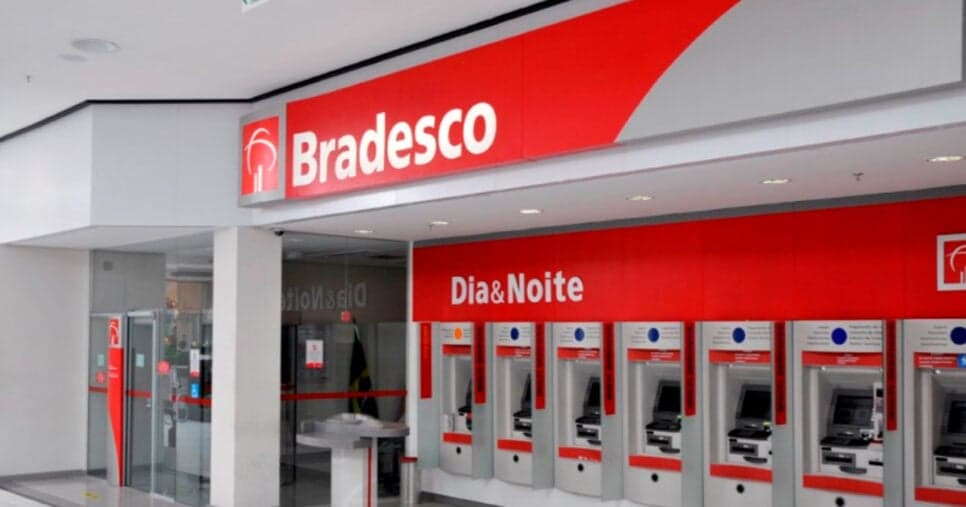 "Vai deixar de oferecer": Fim de serviço popular do Bradesco é comunicado em 2025