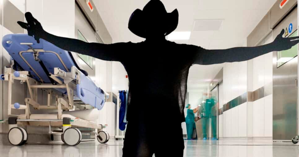 Cantor sertanejo vai parar em hospital, expõe diagnóstico e cancela show às pressas: “Sem força”