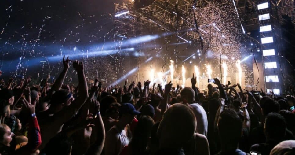 The Town celebra o Dia Mundial do Rock com o maior encontro do rock e punk que o Brasil já recebeu