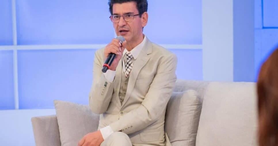 PREVISÃO CONFIRMADA: Val Couto alertou em live sobre acidente com dupla sertaneja