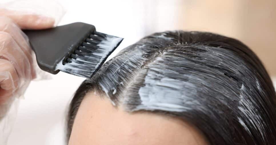 Fim do cabelo branco e retoque a cada 15 dias: Como fazer a tinta durar mais