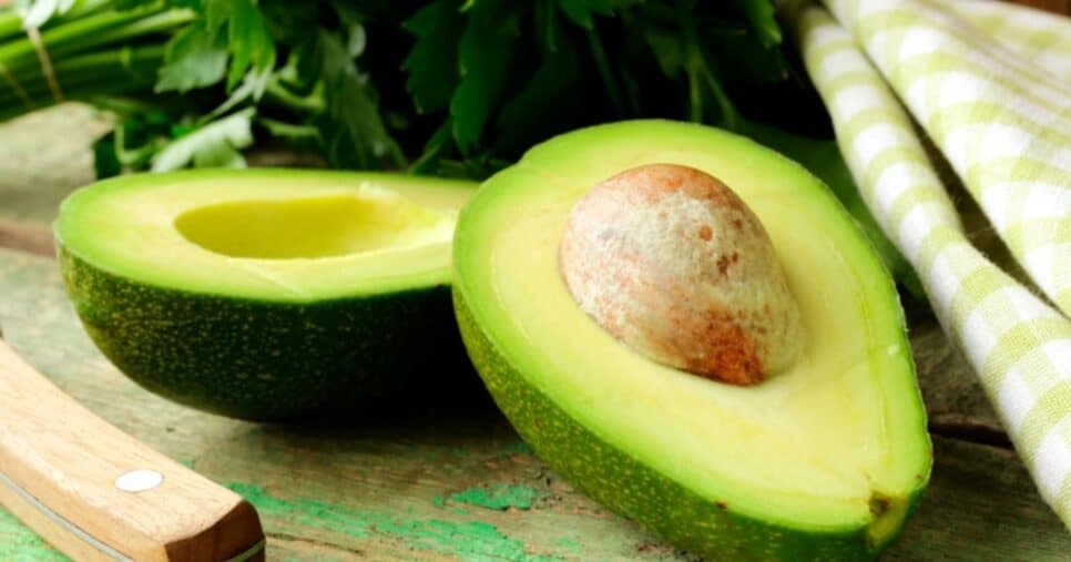 O que acontece se comer acabate todos os dias e por que esse alimento é tão recomendado