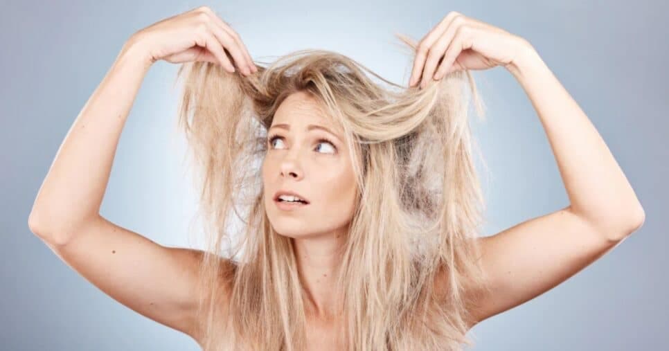 Mais potente que botox capilar: 3 máscaras de cabelo que salvam fios secos e evitam o frizz