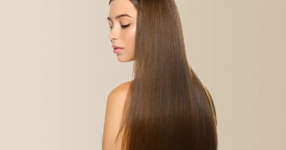 Sem química: Máscara capilar natural com 3 ingredientes alisa a raiz do cabelo e traz efeito de salão