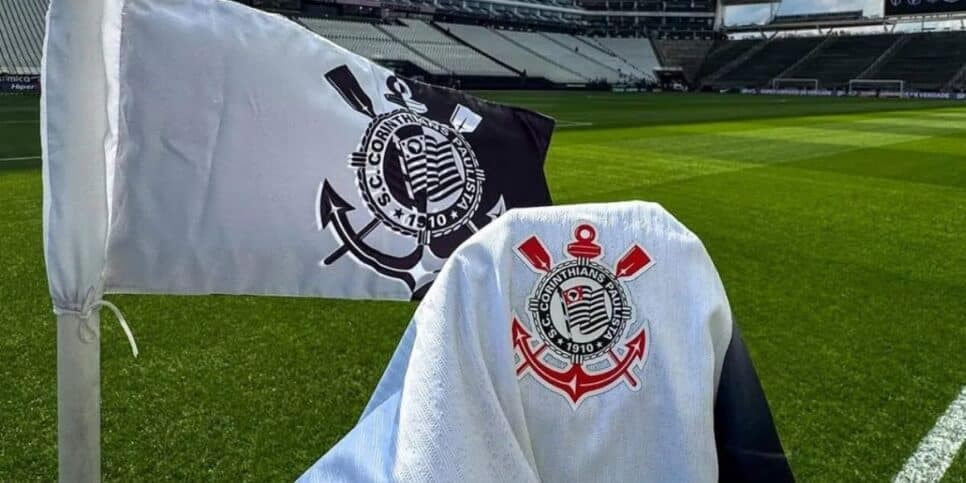 Corinthians abre mão de craque de R$30M para jogar em rival no Brasileirão