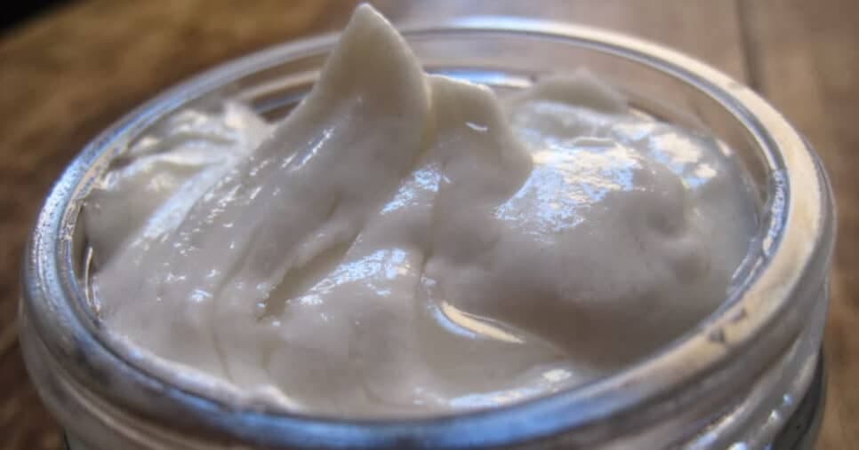 Creme caseiro com hipoglós e mais 4 ingredientes extermina todas as rugas