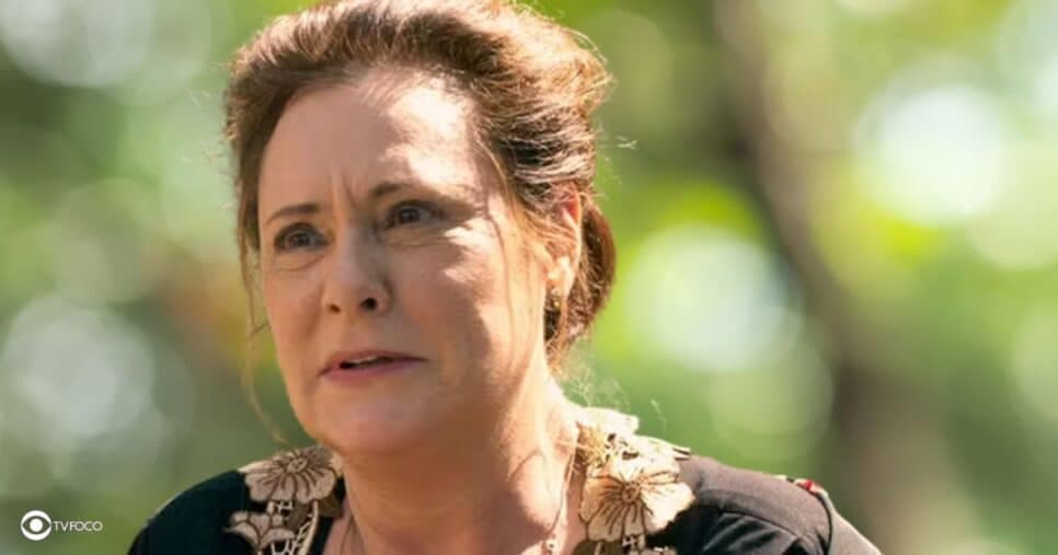 Cunegundes (Elizabeth Savala) em Êta Mundo Melhor! (Foto: Reprodução / Globo / Montagem TV Foco) Cunegundes (Elizabeth Savala) em Êta Mundo Melhor! (Foto: Reprodução / Globo / Montagem TV Foco)