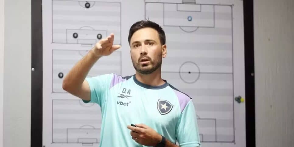 Davide Ancelotti se despede de craque de R$9M que dá adeus ao Botafogo