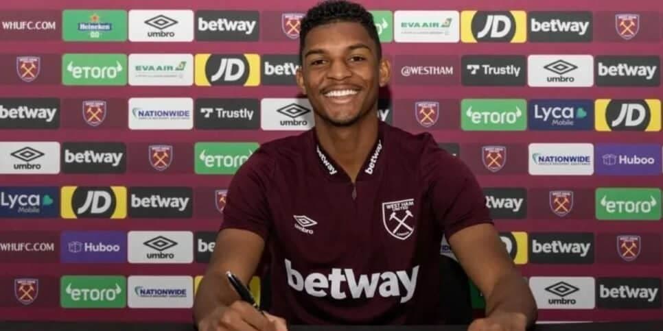 Luis Guilherme tem contrato com o West Ham até 2029 (Reprodução: Divulgação)