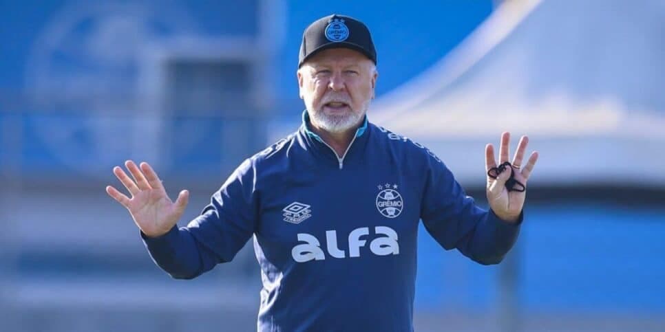 Guerra libera PIX por reforço de joia de R$ 21M no Grêmio para salvar Mano Menezes