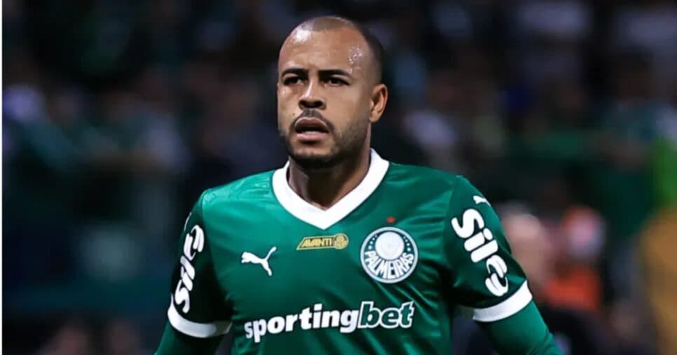 Para vestir preto e branco: Mayke arruma as malas no Palmeiras para jogar em rival do Brasileirão