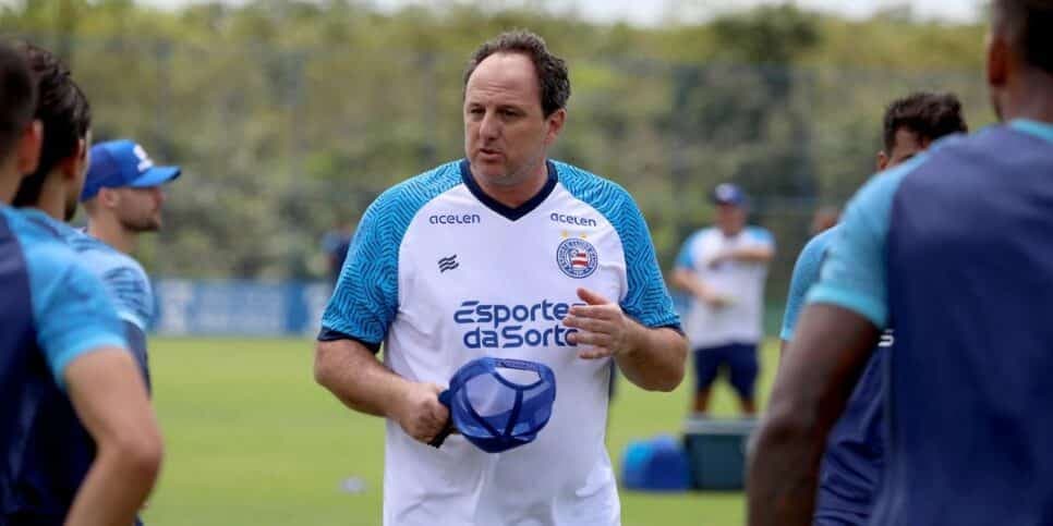 Ceni tem saída de 2 craques confirmadas no Bahia e sofre na volta do Brasileirão