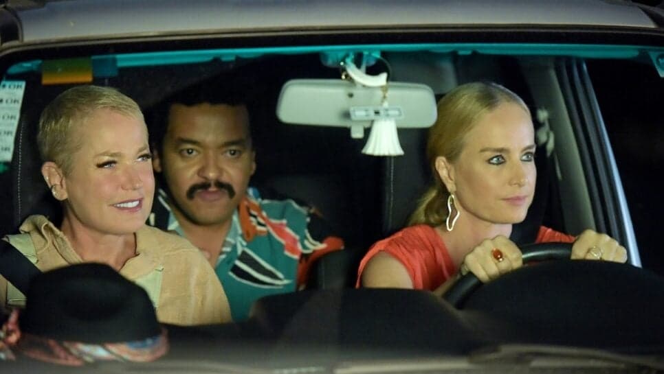 "Tarã" é série protagnizada por Xuxa e conta com Angélica e Bussaka Kabengele no elenco (Foto: Reprodução/ Divulgação/ Disney+) "Tarã" é série protagnizada por Xuxa e conta com Angélica e Bussaka Kabengele no elenco (Foto: Reprodução/ Divulgação/ Disney+)