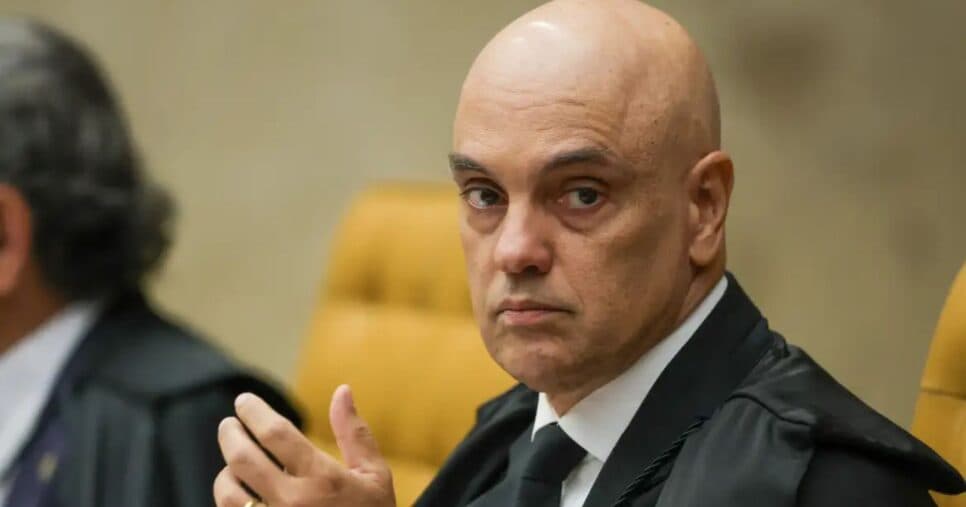 "Aquele homem": Vidente famosa faz previsão do que pode causar fim de Alexandre de Moraes no STF
