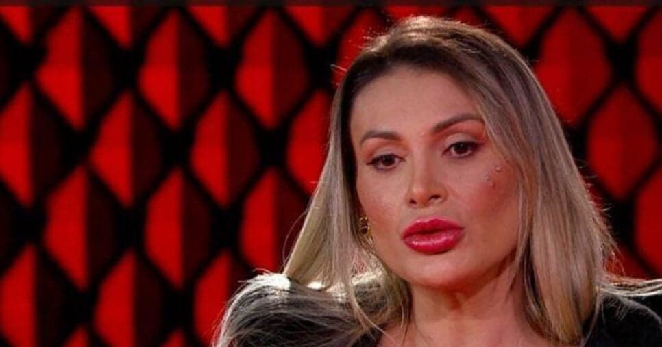 "Tu é filho de uma put*": Andressa Urach revela o que ensinou ao filho e decisão de trabalhar com ele