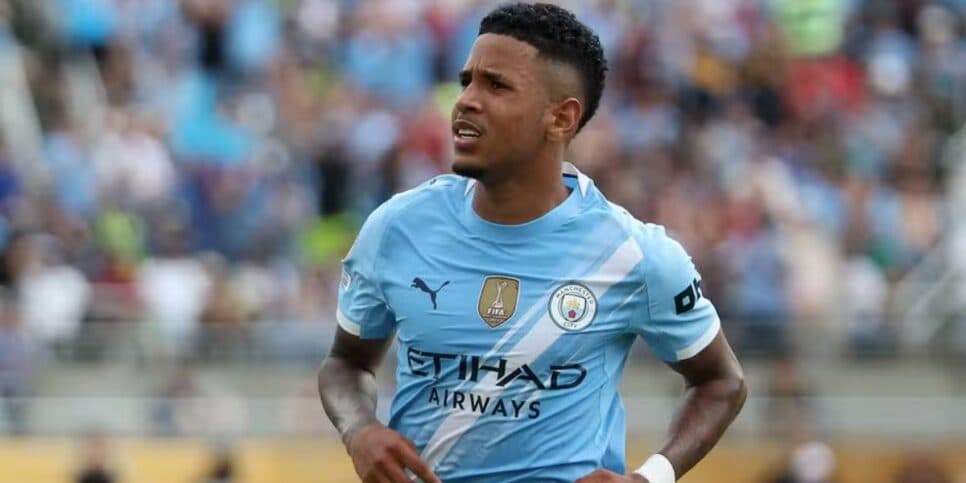 R$400M: Savinho diz SIM para dar adeus ao Manchester City e jogar em rival inglês