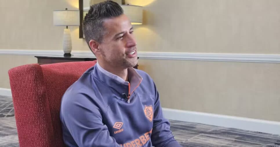 Fábio bate martelo sobre adeus no Fluminense e dispara: “O fim na hora certa”