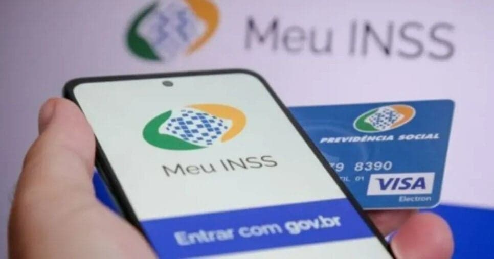 INSS convoca quase 700k para sacar saque extra em 2 dias
