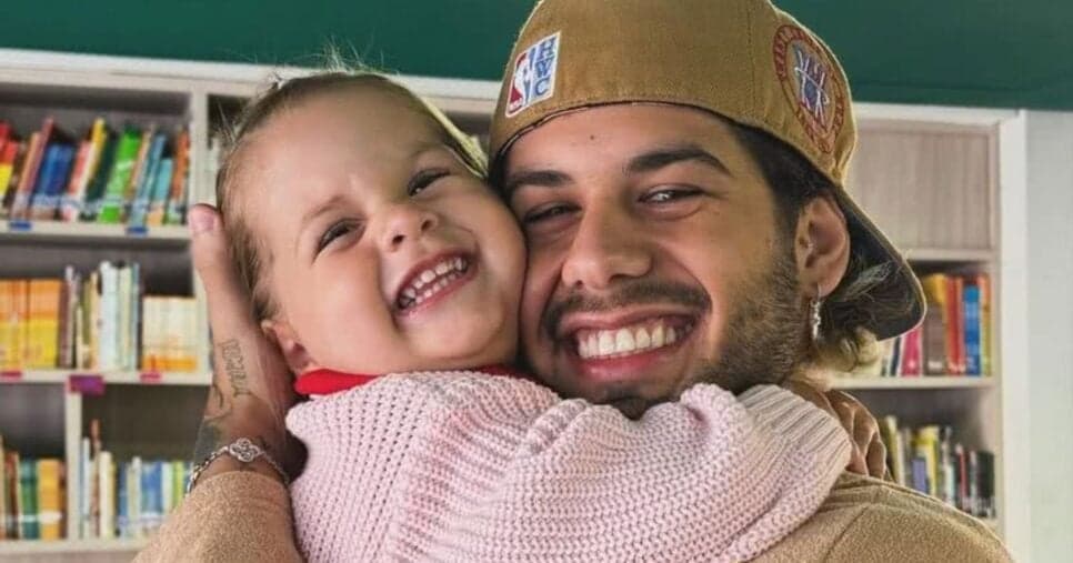 Zé Felipe vaza áudio da filha em meio a fim com Virginia Fonseca: "Coração apertado"