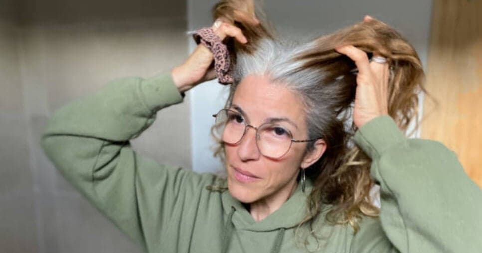 Essas são as melhores dicas para acabar com o cabelo branco sem tinta