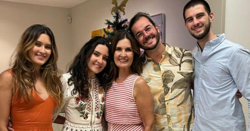 Discreta, filha de Bonner que você ainda não conhece surge com grande amor e assume: "Tudo pra mim"